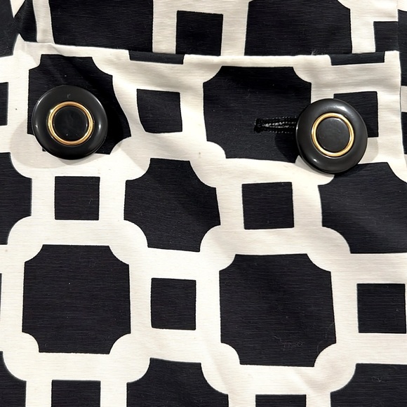 Banana Republic Factory Trench Coat - Picture 3 of 9